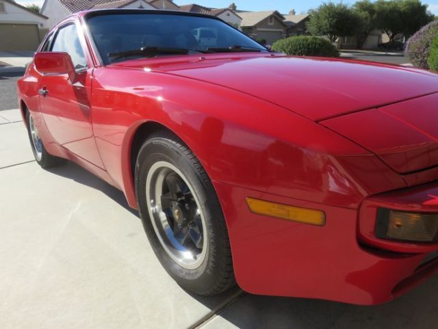 1985 Porsche 944 - photo 2