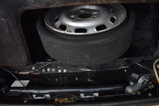 1985 Porsche 944 - photo 10