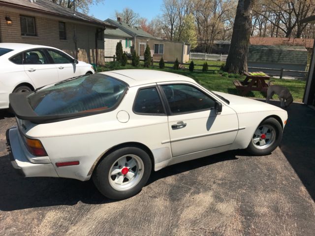 1985 Porsche 944 - photo 5