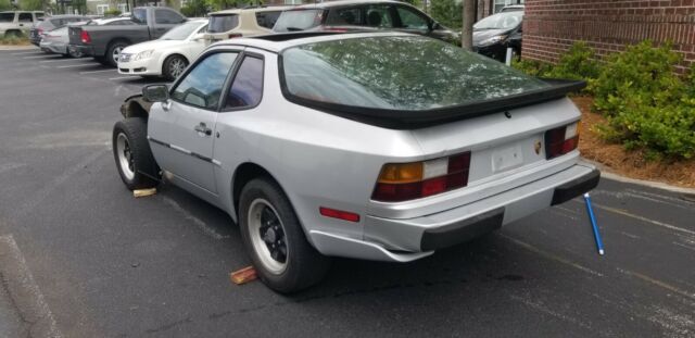 1985 Porsche 944 - photo 3