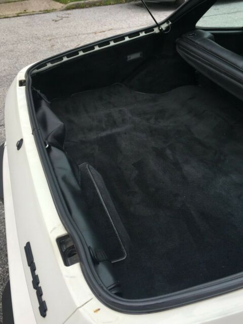 1985 Porsche 944 - photo 11