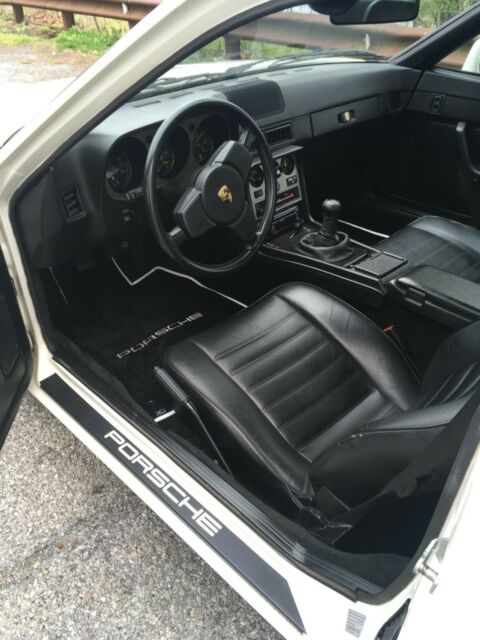 1985 Porsche 944 - photo 13