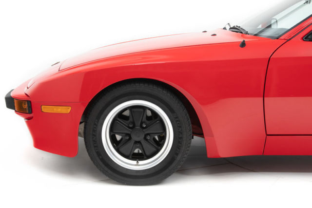 1985 Porsche 944 2dr Coupe 5-Spd - photo 6