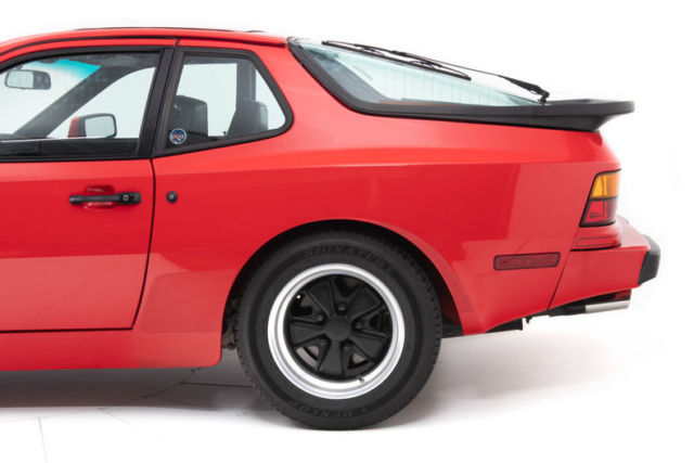 1985 Porsche 944 2dr Coupe 5-Spd - photo 7