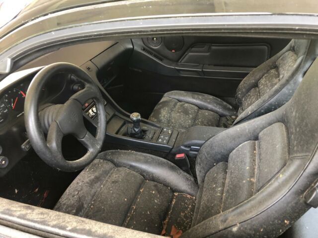 1985 Porsche 928 - photo 11
