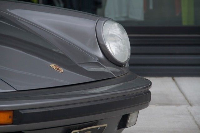 1985 Porsche 911 Targa - photo 3