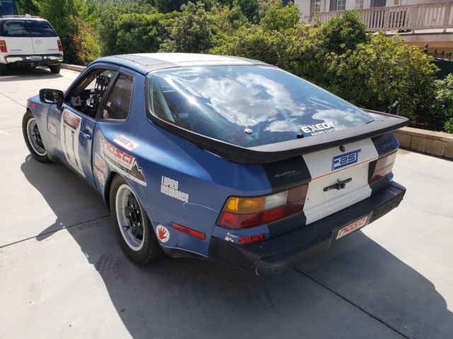 1985 Porsche 944 - photo 2
