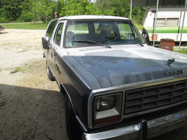 1985 Dodge Ramcharger - photo 2