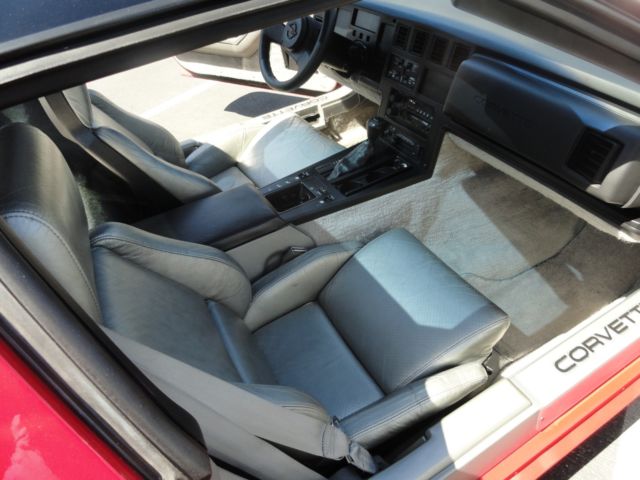 1985 Chevrolet Corvette - photo 11