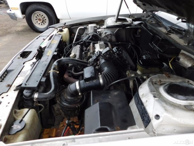 1985 Oldsmobile Ninety-Eight Regency Brougham - photo 9