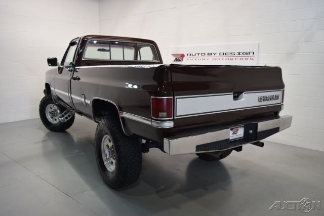 1985 Chevrolet K20 Regular Cab 4WD - photo 2