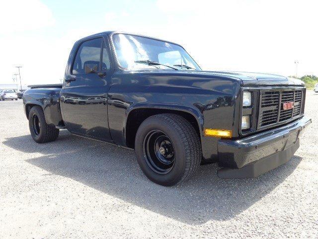 1985 GMC stepside regular cab - photo 7