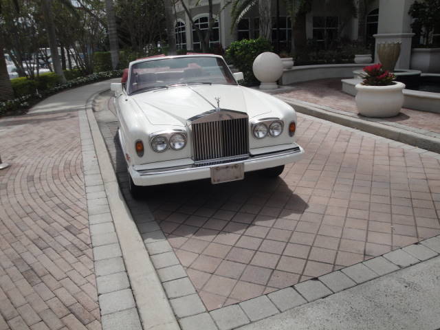 1985 ROLLS ROYCE CORNICHE 1985 Rolls-Royce Corniche 2 DOOR