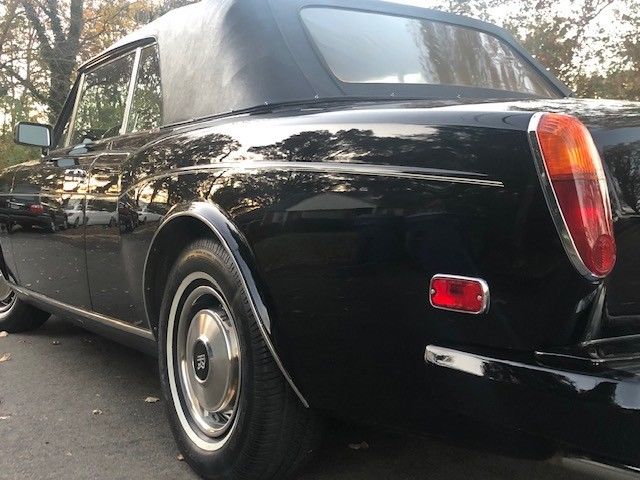 1985 Rolls-Royce Corniche convertible - photo 7