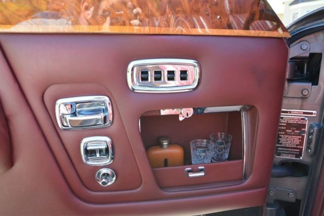 1985 Rolls-Royce Corniche -- - photo 13