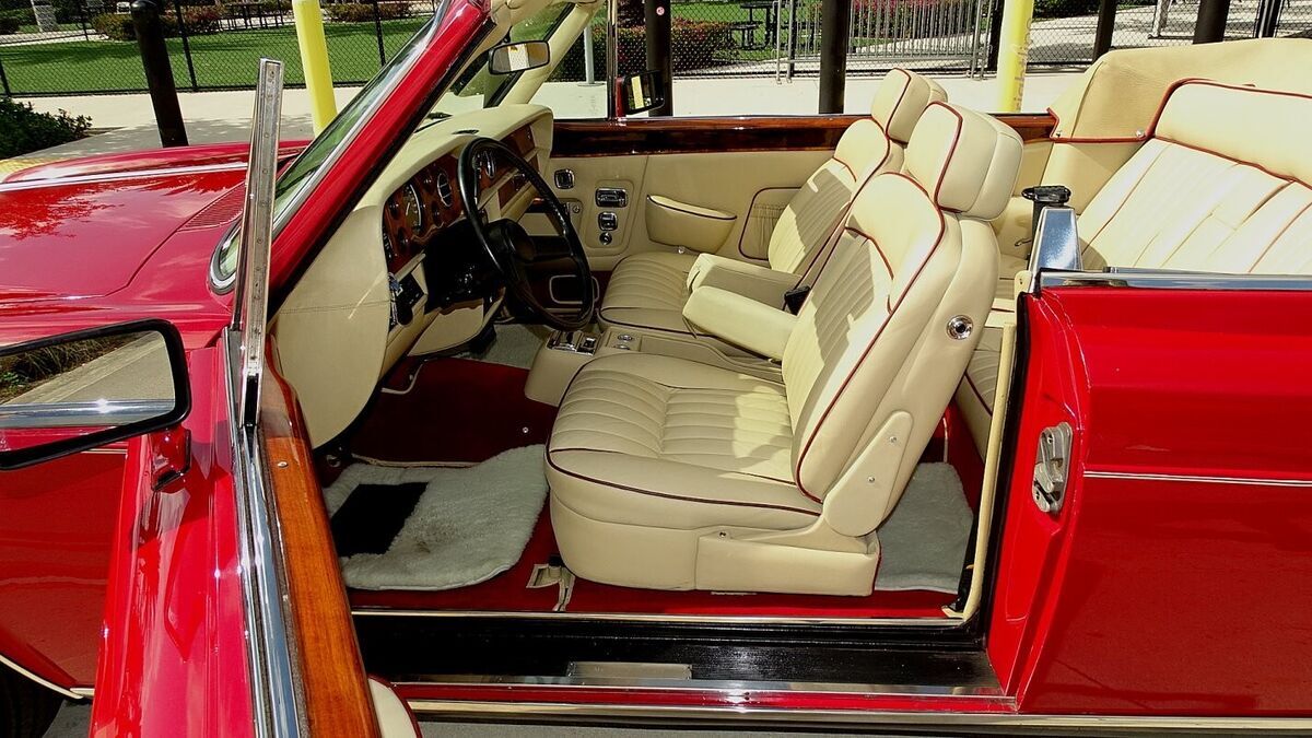 1985 Rolls-Royce Corniche FACTORY - photo 13