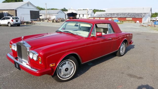 1985 ROLLS ROYCE CORNICHE RED 1985 Rolls-Royce Corniche