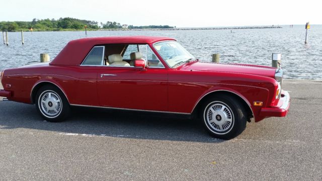 1985 Rolls-Royce Corniche - photo 2