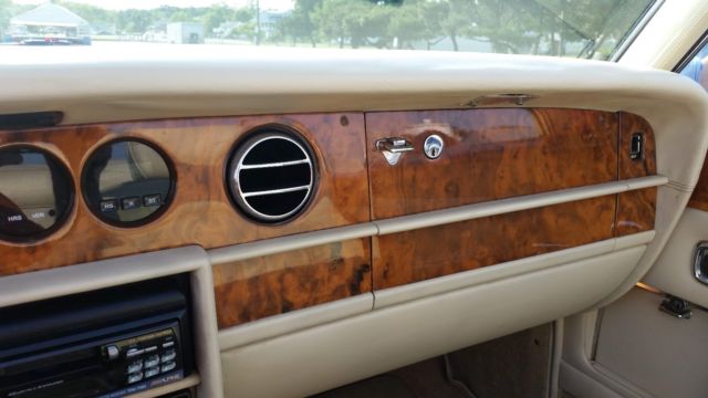 1985 Rolls-Royce Corniche - photo 8