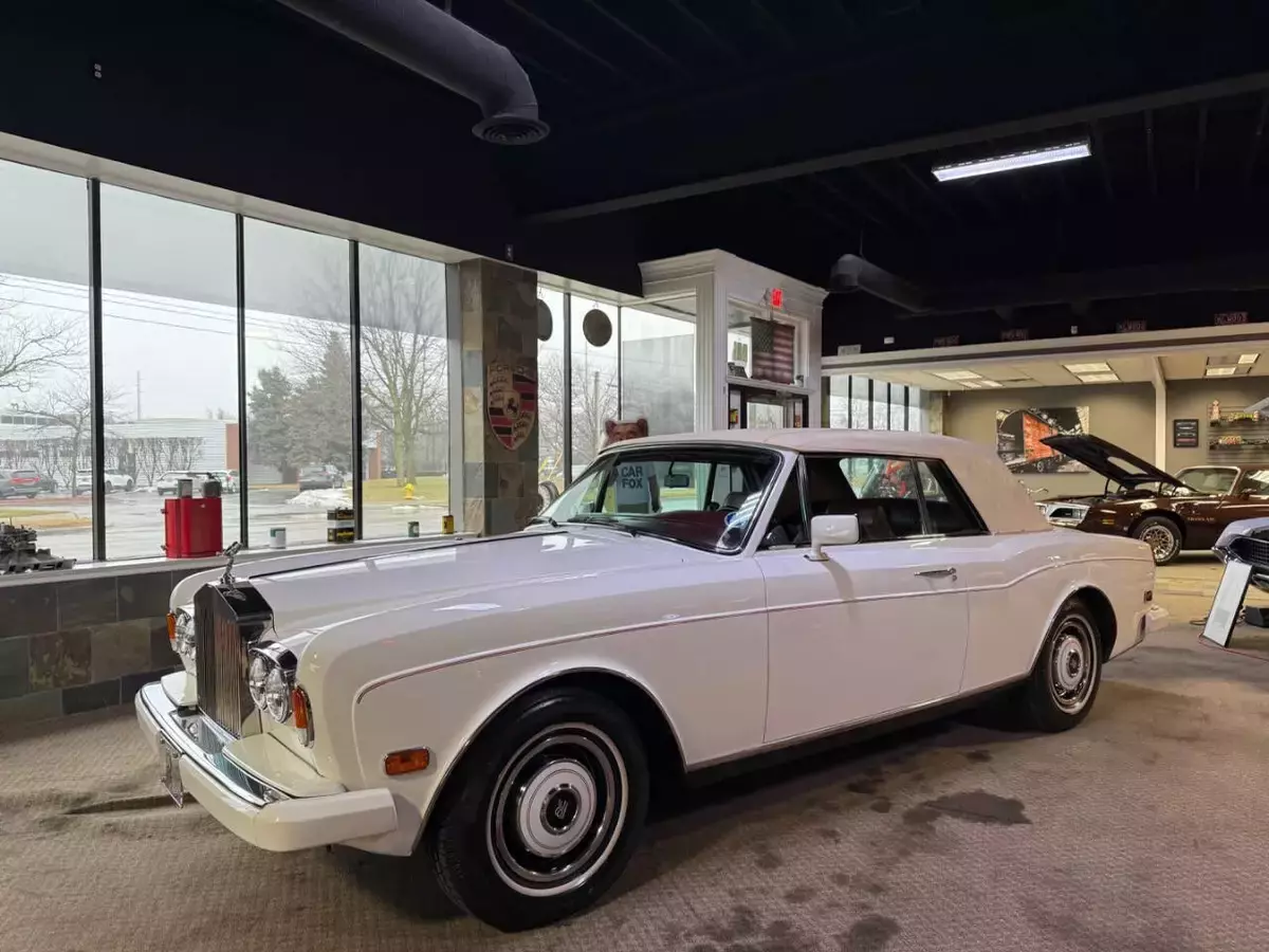 1985 Rolls-Royce Corniche, White with 39429 Miles available now! 1985 Rolls-Royce Corniche convertible