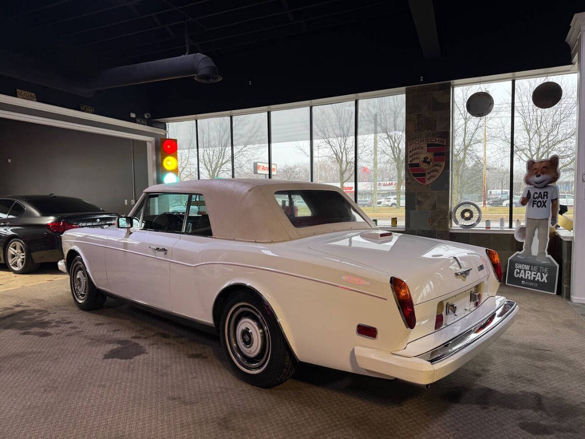 1985 Rolls-Royce Corniche convertible - photo 4