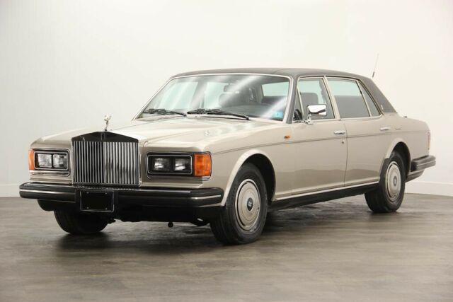 1986 Rolls-Royce Silver Spirit/Spur/Dawn Long Wheel Base