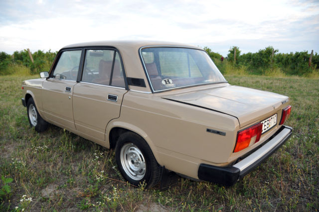 1985 Other Makes Lada 2105 4-Door Sedan - photo 4