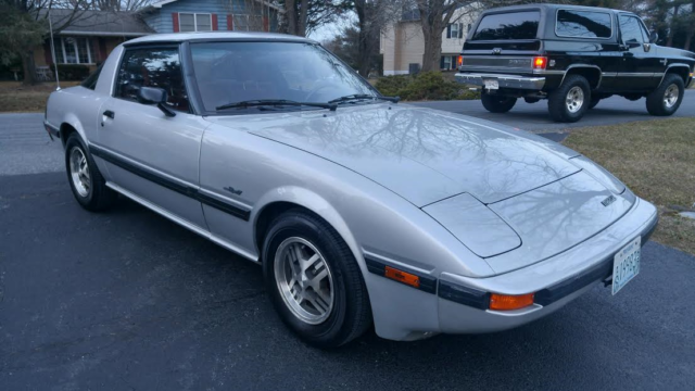 1985 Mazda RX-7 GLS - photo 2