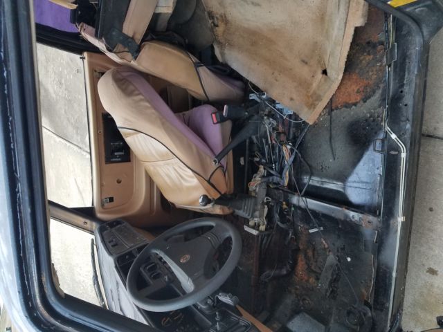 1985 Saab 900 Turbo Hatchback 2-Door - photo 4