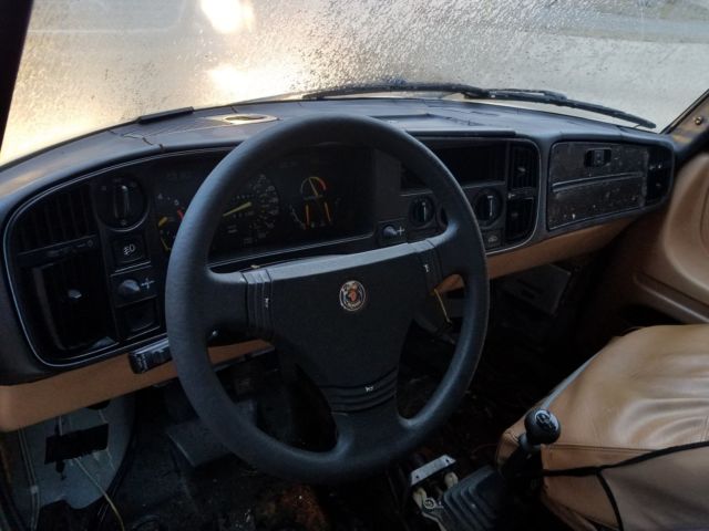 1985 Saab 900 Turbo Hatchback 2-Door - photo 5