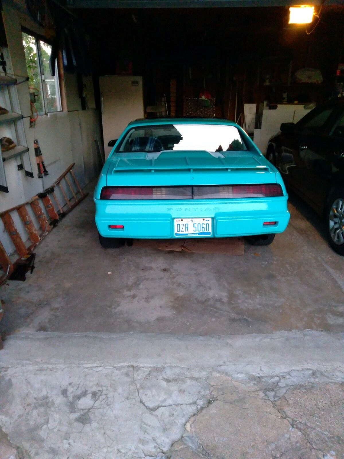 1985 se pontiac fiero 1985 Pontiac Fiero