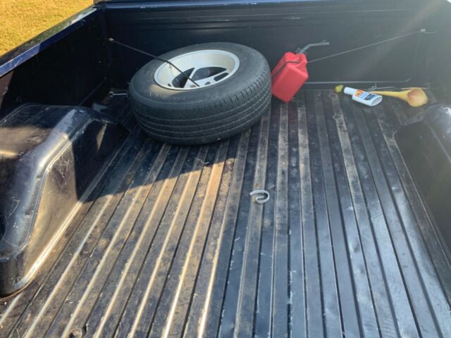 1985 Chevrolet C-10 Chrome - photo 8