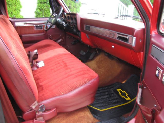 1985 Chevrolet C-10 SILVERADO - photo 11