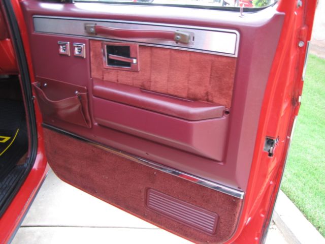 1985 Chevrolet C-10 SILVERADO - photo 12