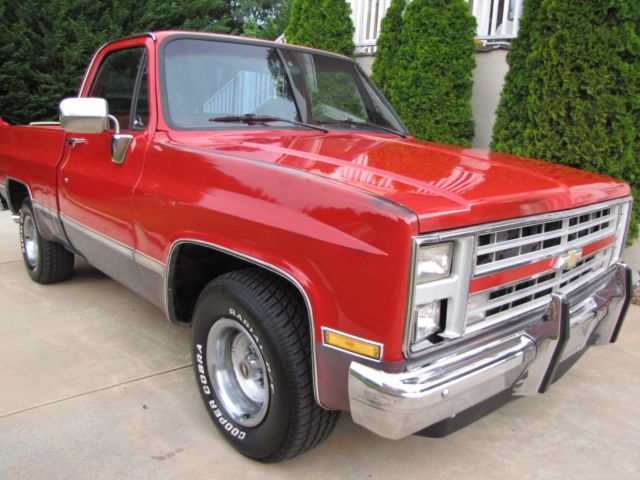 1985 Chevrolet C-10 SILVERADO - photo 2