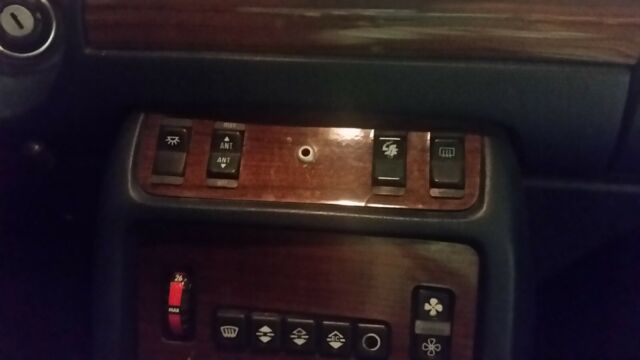 1985 Mercedes-Benz 300-Series - photo 4