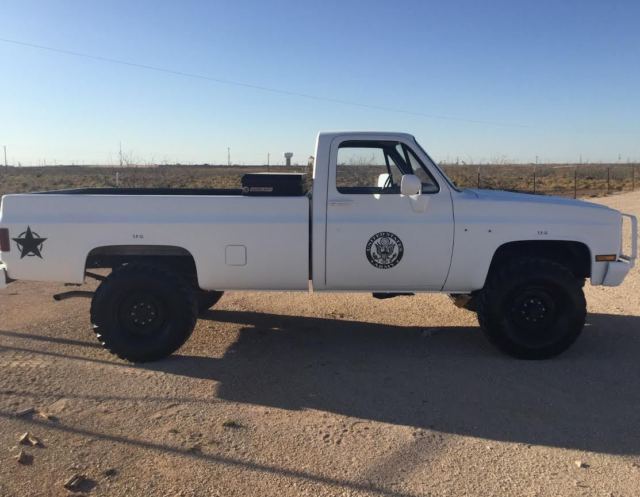 1985 Chevrolet C/K Pickup 3500 custom deluxe - photo 2
