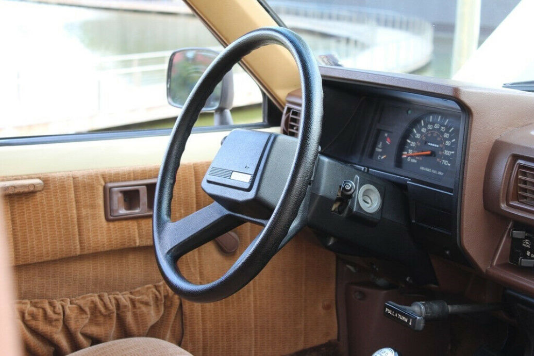 1985 Toyota 4Runner - photo 12