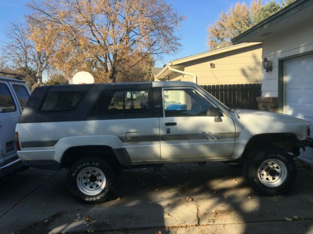 1985 Toyota 4Runner SR5 22re W56 5-Speed 185k Original Miles Stock 1985 Toyota 4Runner