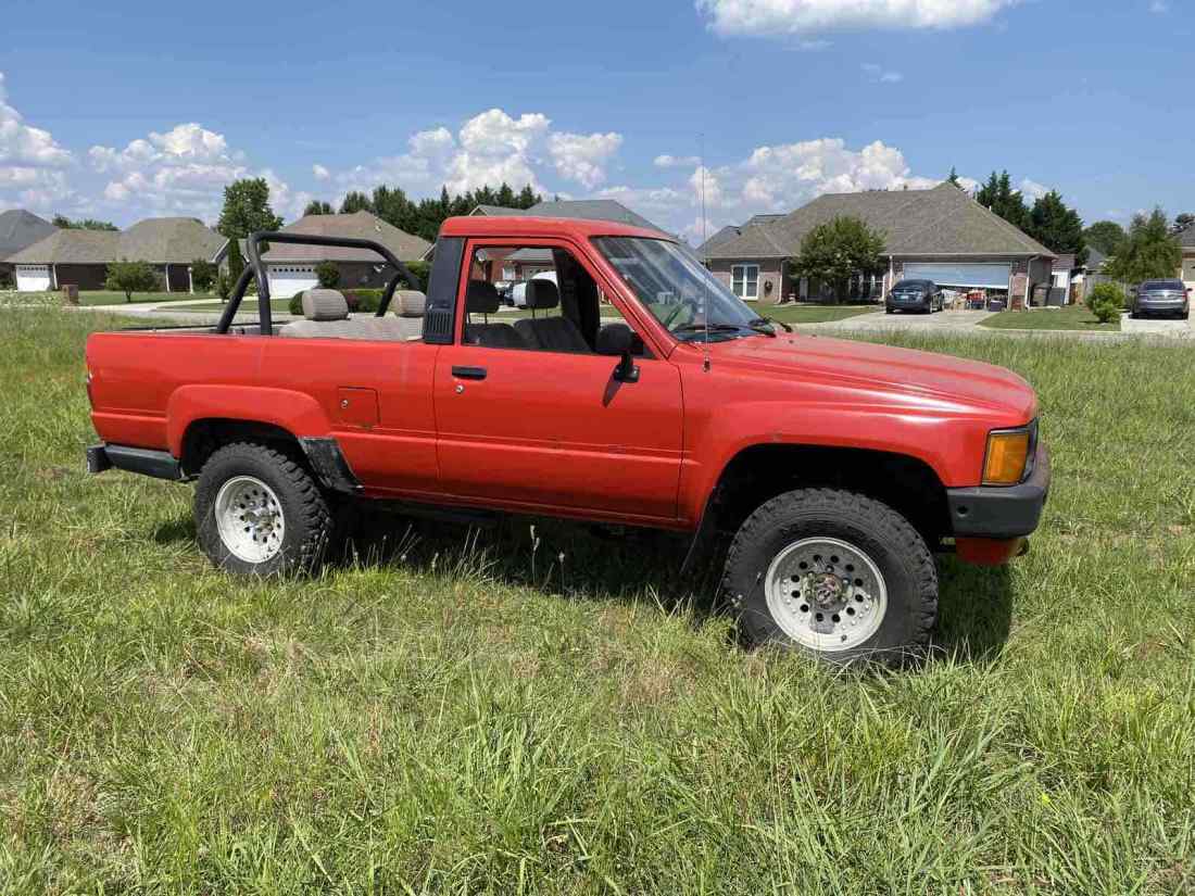 1985 Toyota 4Runner RN60 - photo 3