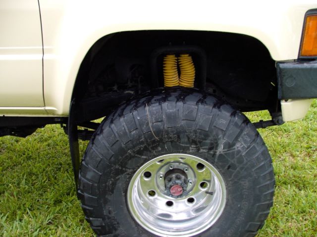 1985 Toyota Hilux - photo 3