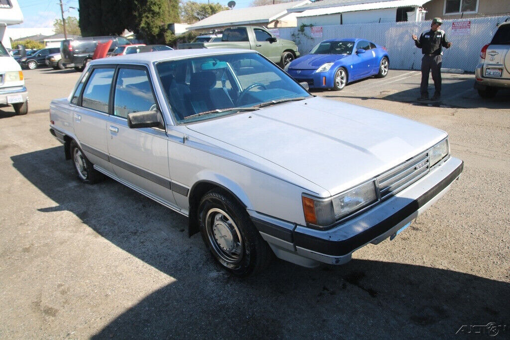 1985 Toyota Camry LE - photo 8