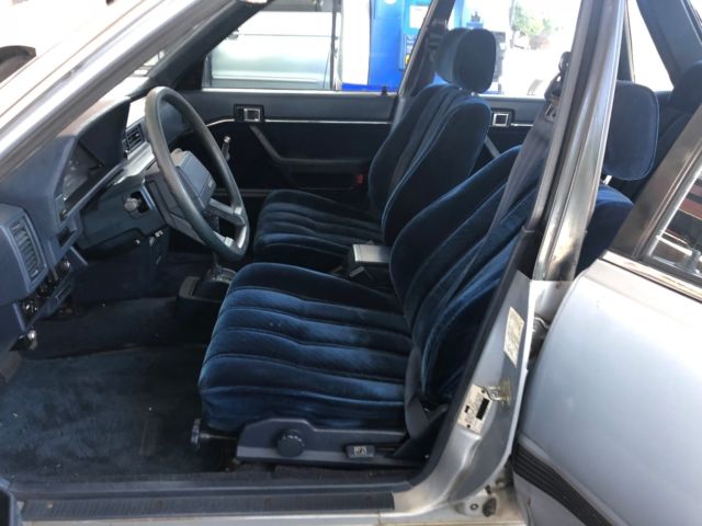 1985 Toyota Camry LE - photo 10