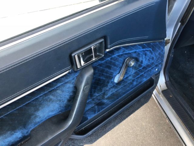 1985 Toyota Camry LE - photo 11