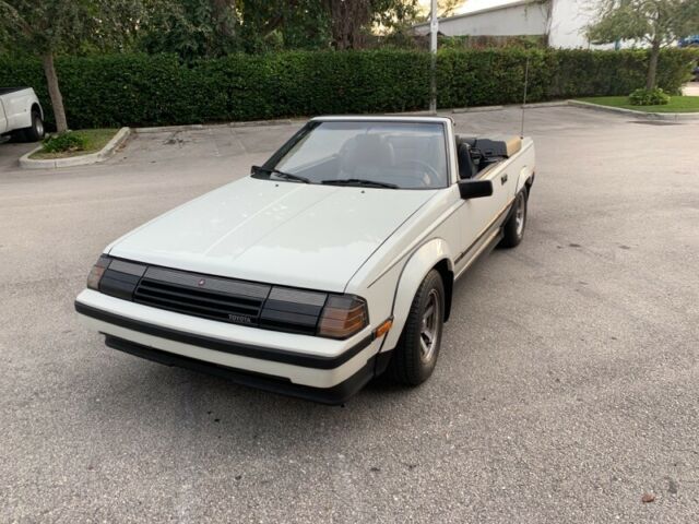 1985 Toyota Celica -- - photo 3
