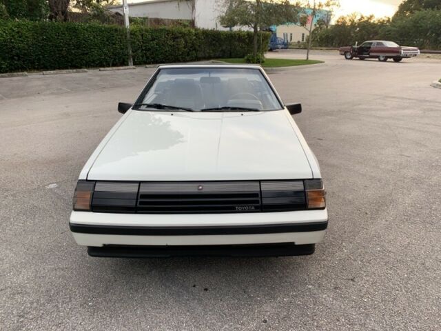 1985 Toyota Celica -- - photo 4