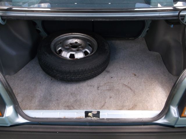 1985 Toyota Corolla - photo 12