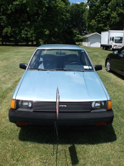 1985 Toyota Corolla - photo 4