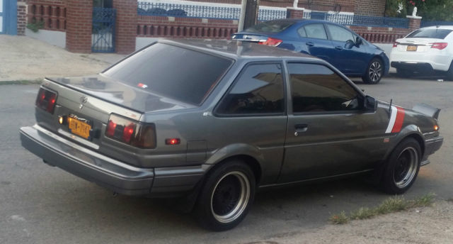 1985 Toyota Corolla - photo 2