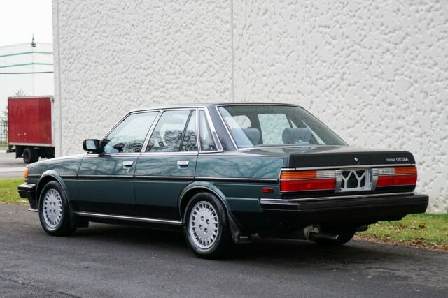 1985 Toyota Cressida 83K MILES SUPER CLEAN - photo 2